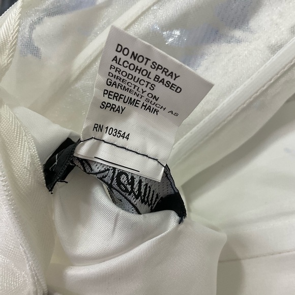 NEW La Femme White 28598 Sheer Floral Off The Shoulder Ball Bride Gown Dress 2 - Picture 7 of 10